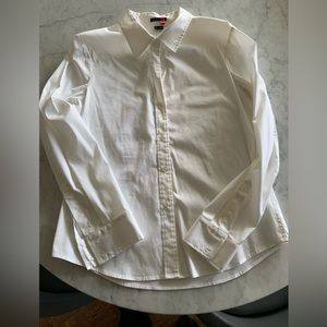 Theory white classic long sleeve blouse